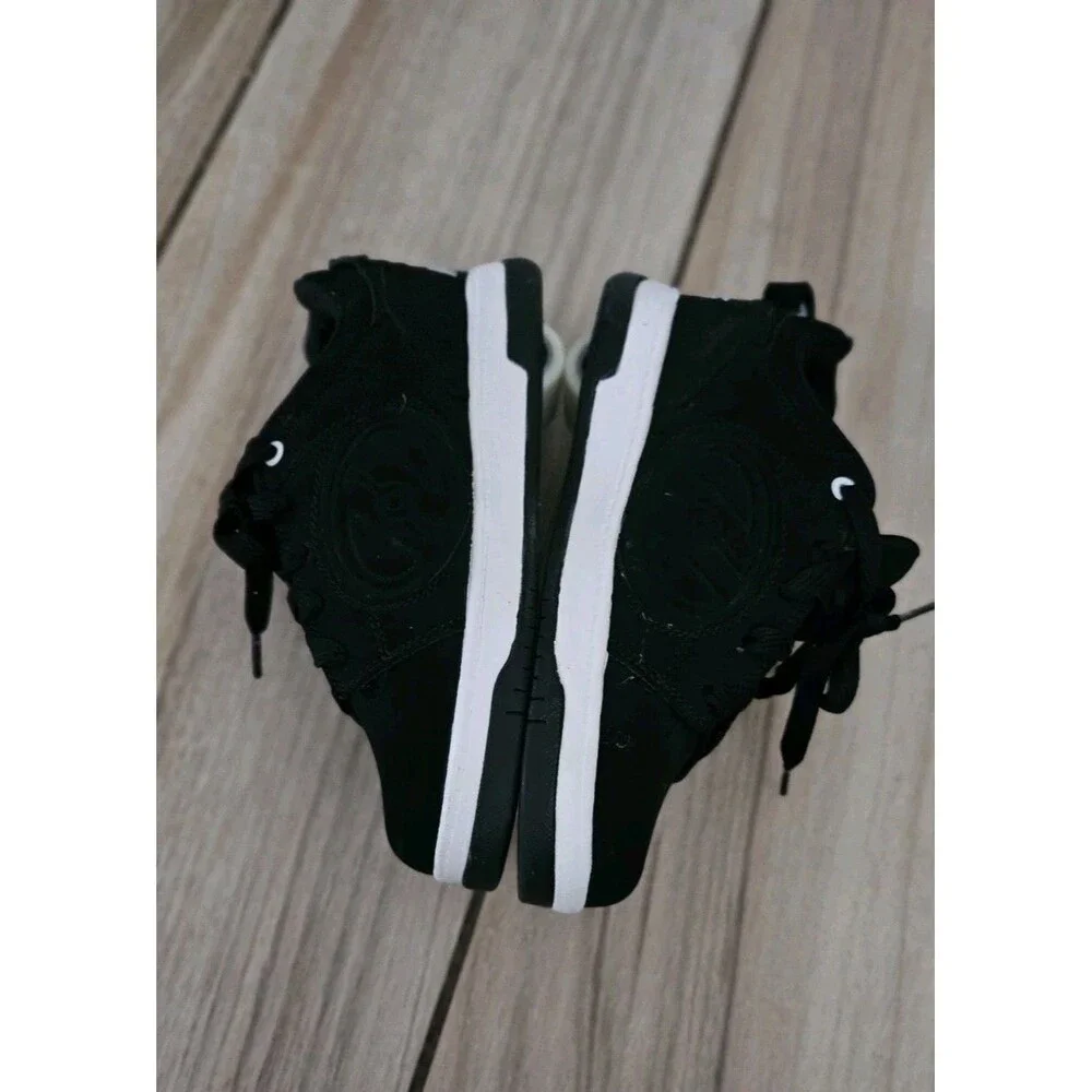 Heelys Black White Wheeled Skate Shoes Sneakers Never Worn